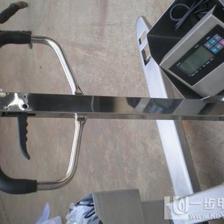 精準耐腐，高效保障 不銹鋼叉車稱與液壓托車磅在現代工業中的核心價值